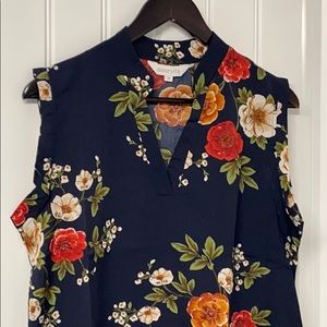 Navy Rose Floral Sleeveless Notch Neck Tunic, M